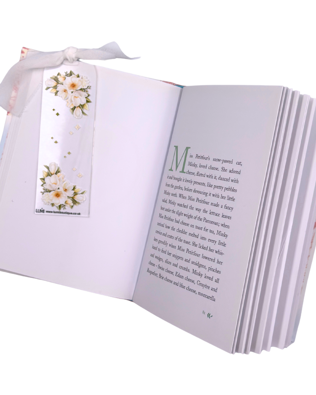 Bookmark with a Floral design.